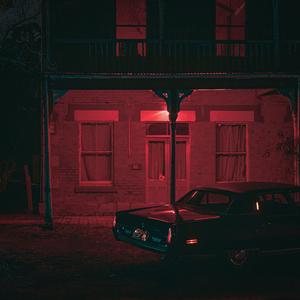 少妇和和尚在野外做爰
